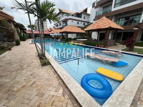 Casa em condomínio fechado próximo a praia