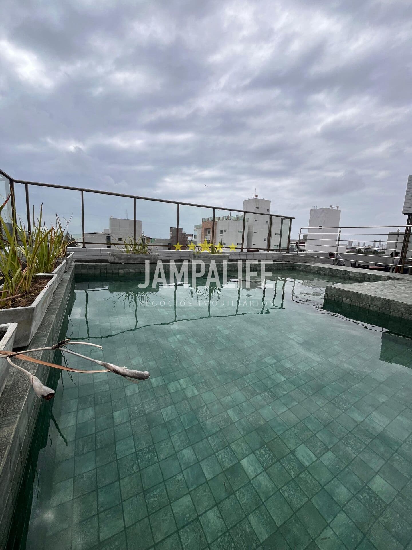 Studio em Intermares 32,22m2 - Prédio com Lazer, 3 ruas da praia.