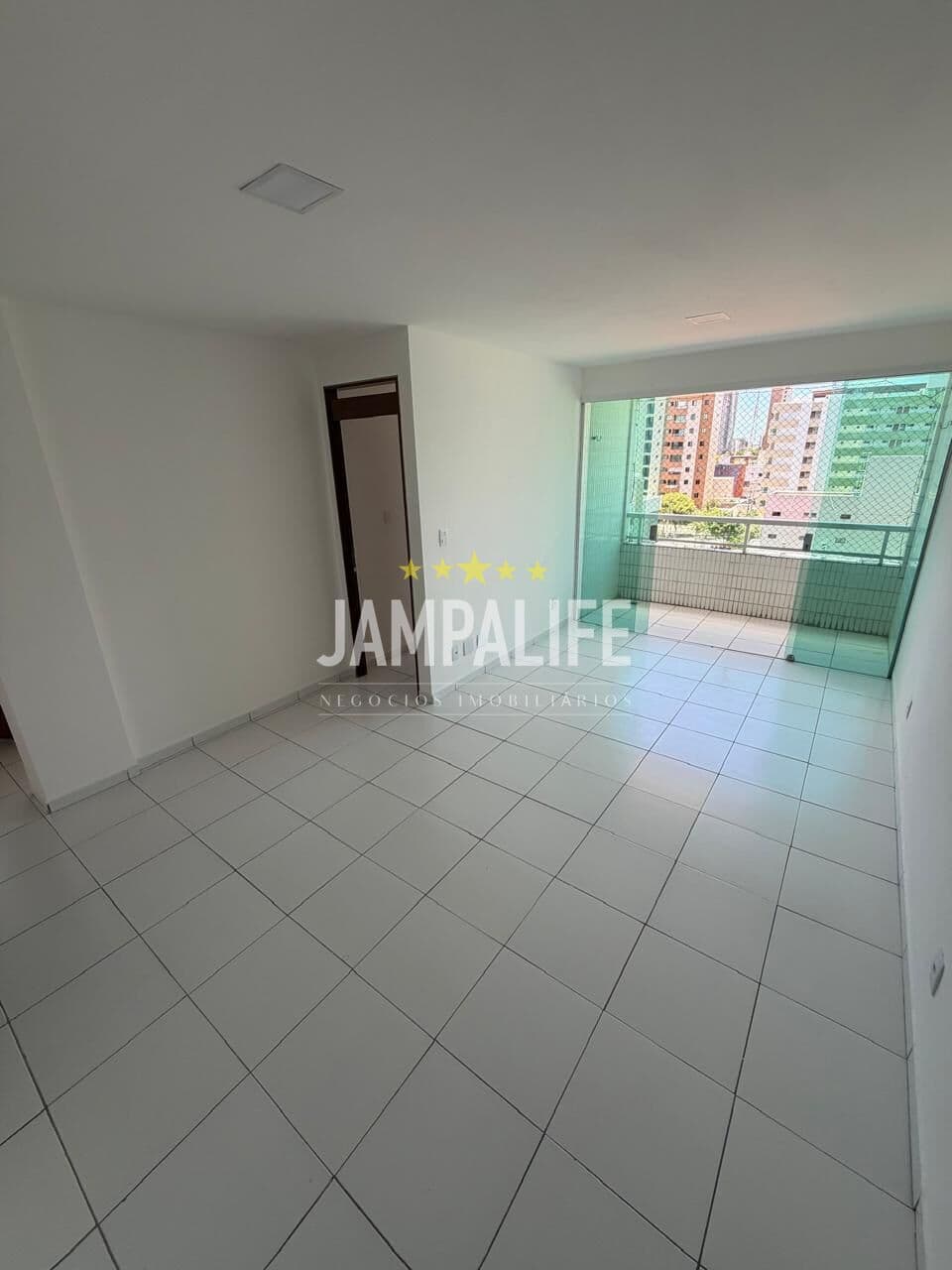 Apartamento 3 quartos 450m do mar do Bessa!