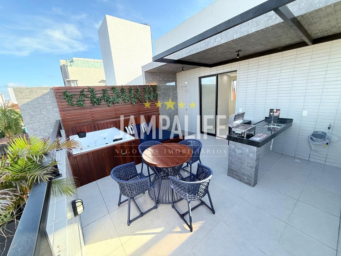 Cobertura com 2 dormitórios à venda, 95 m² por R$ 760.000,00 - Bessa - João Pessoa/PB