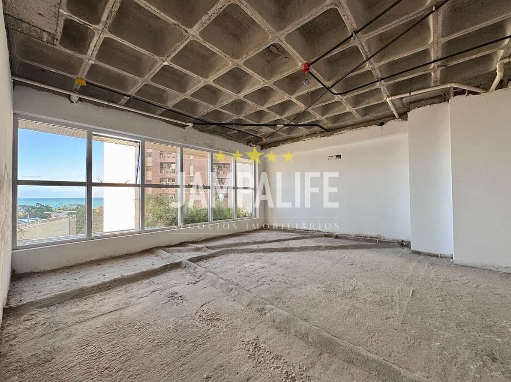 Sala comercial de 47 m² com VISTA MAR. 428 mil!!!!!!!!!!