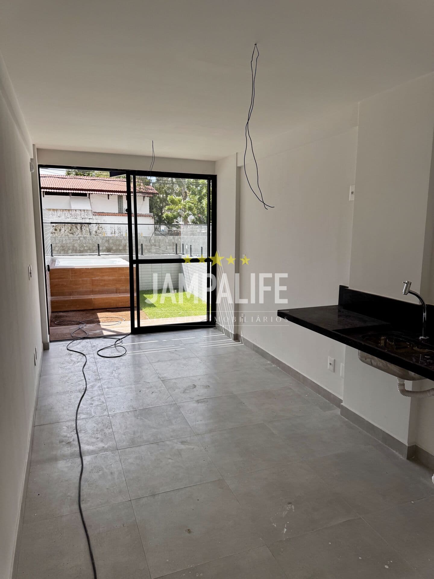 Flat com 1 dormitório à venda, 65,78 m² por R$ 450.000,00 - Jardim Oceania - João Pessoa/PB