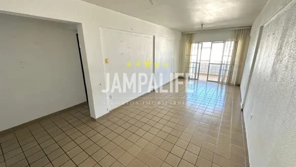 Apartamento com 03 Quartos na Praia do Poço