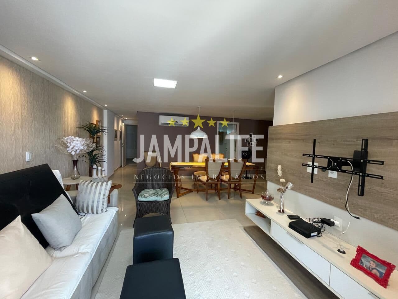 Apartamento com 03 Suítes em Tambaú