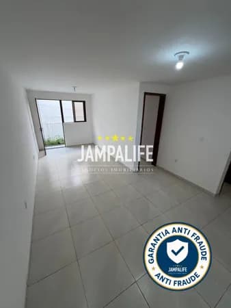 Apartamento Térreo no Treze de Maio
