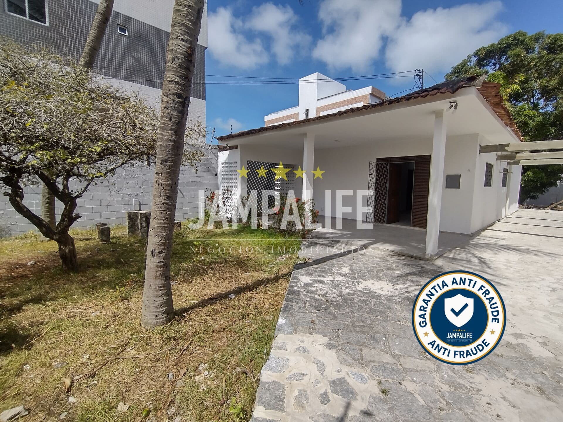 Casa térrea com grande área livre, R$895.000,00 - Bancários, João Pessoa/PB