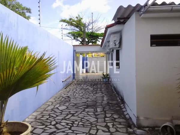 Casa com 3 dormitórios à venda, 200 m² por R$ 970.000,00 - Bancários - João Pessoa/PB