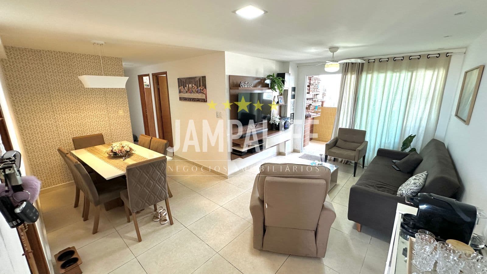 Apartamento com 03 Quartos Com Vista Para o Mar no Brisamar