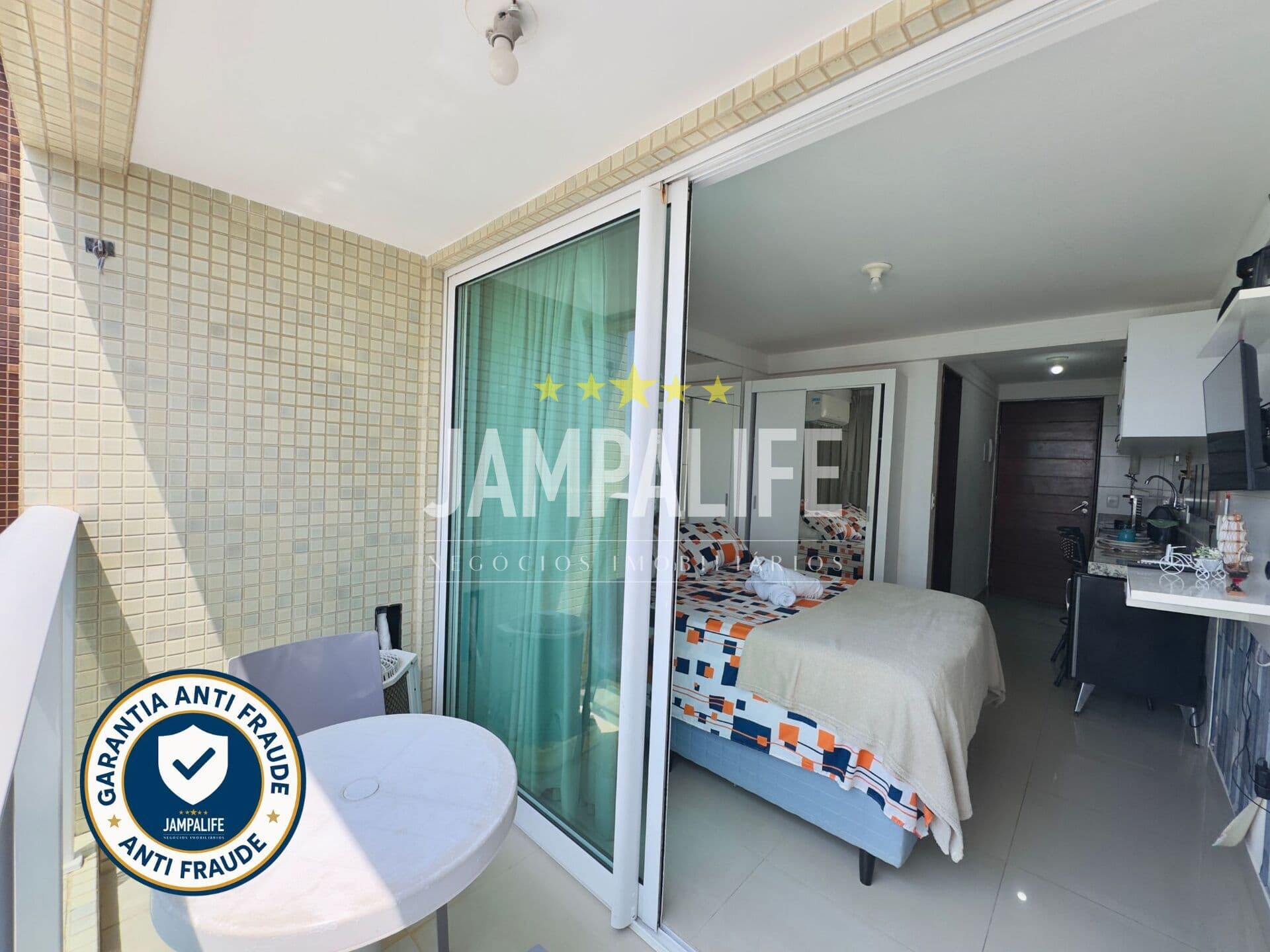 Flat 50 metros do mar em Intermares. Oportunidade!