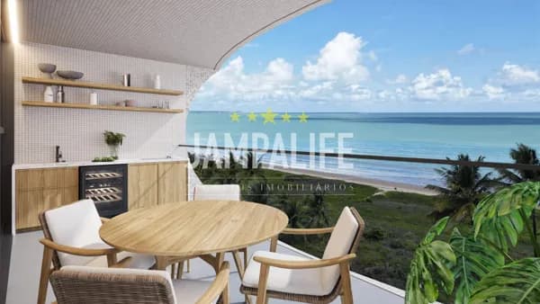 Apartamento espaçoso na beira mar de Intermares - Lançamento