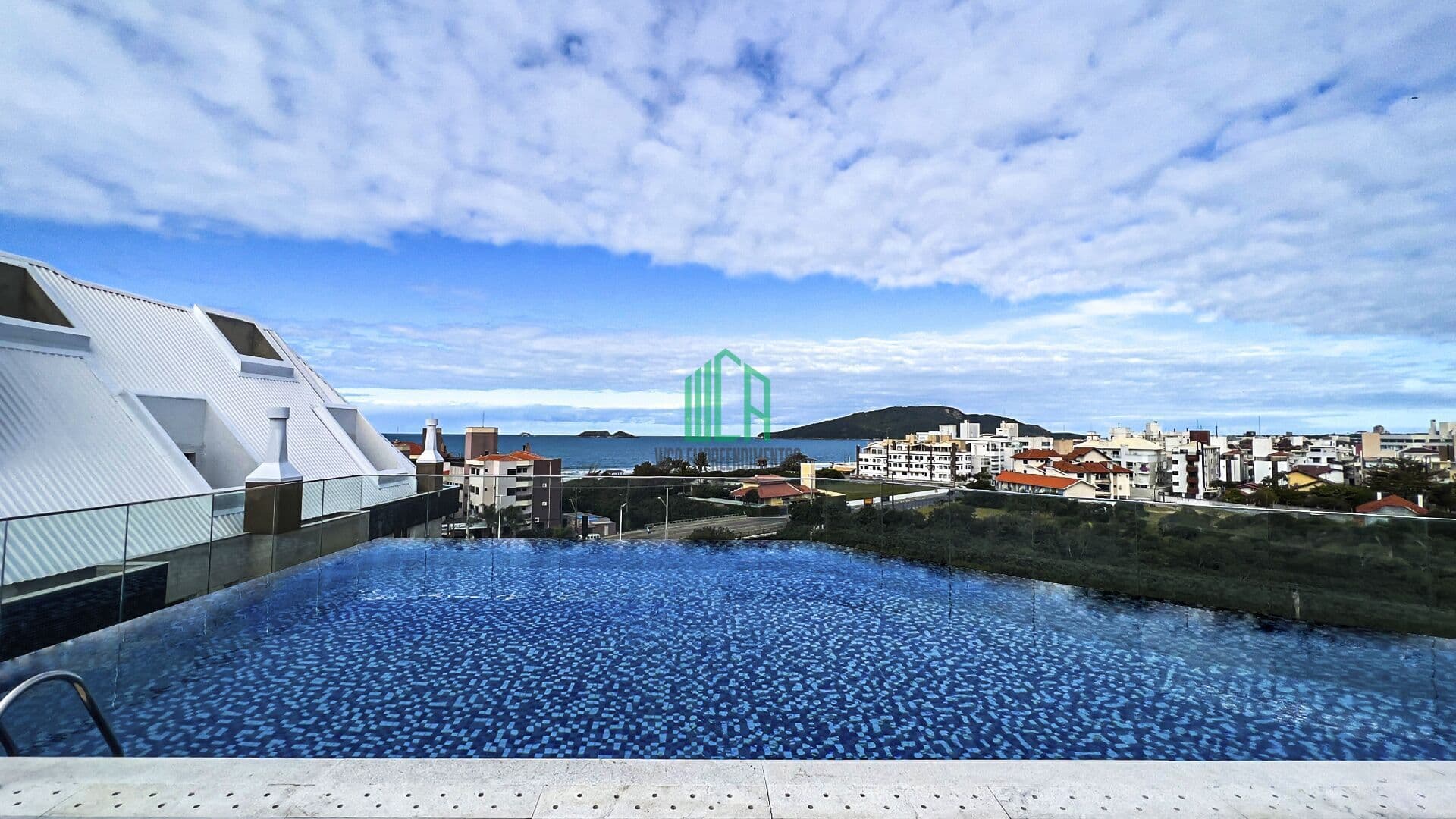 Apartamento 3 Suites - Gaivotas Golden