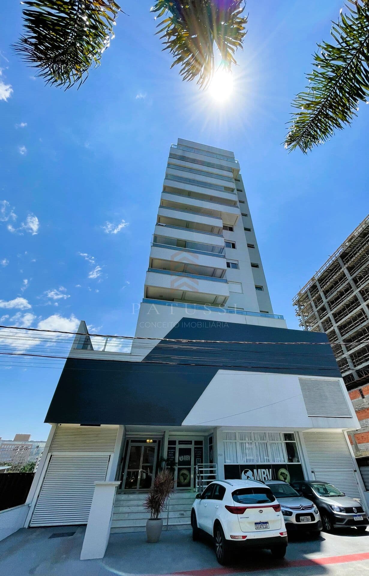 Apartamento à venda Mobiliado, 3 dormitórios, 1 suíte na Pedra Branca, Palhoça/SC