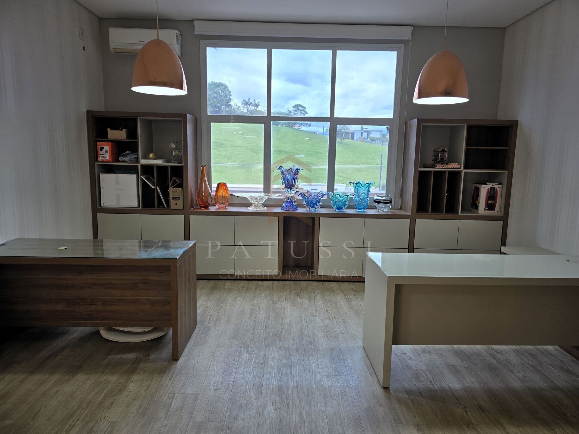 Sala Comercial Mobiliada à venda na Pedra Branca, Palhoça/SC