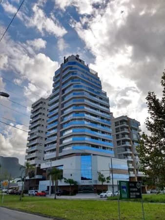 Apartamento Alto Padrão - 3 dormitórios e 2 vagas - Pedra Branca - Palhoça