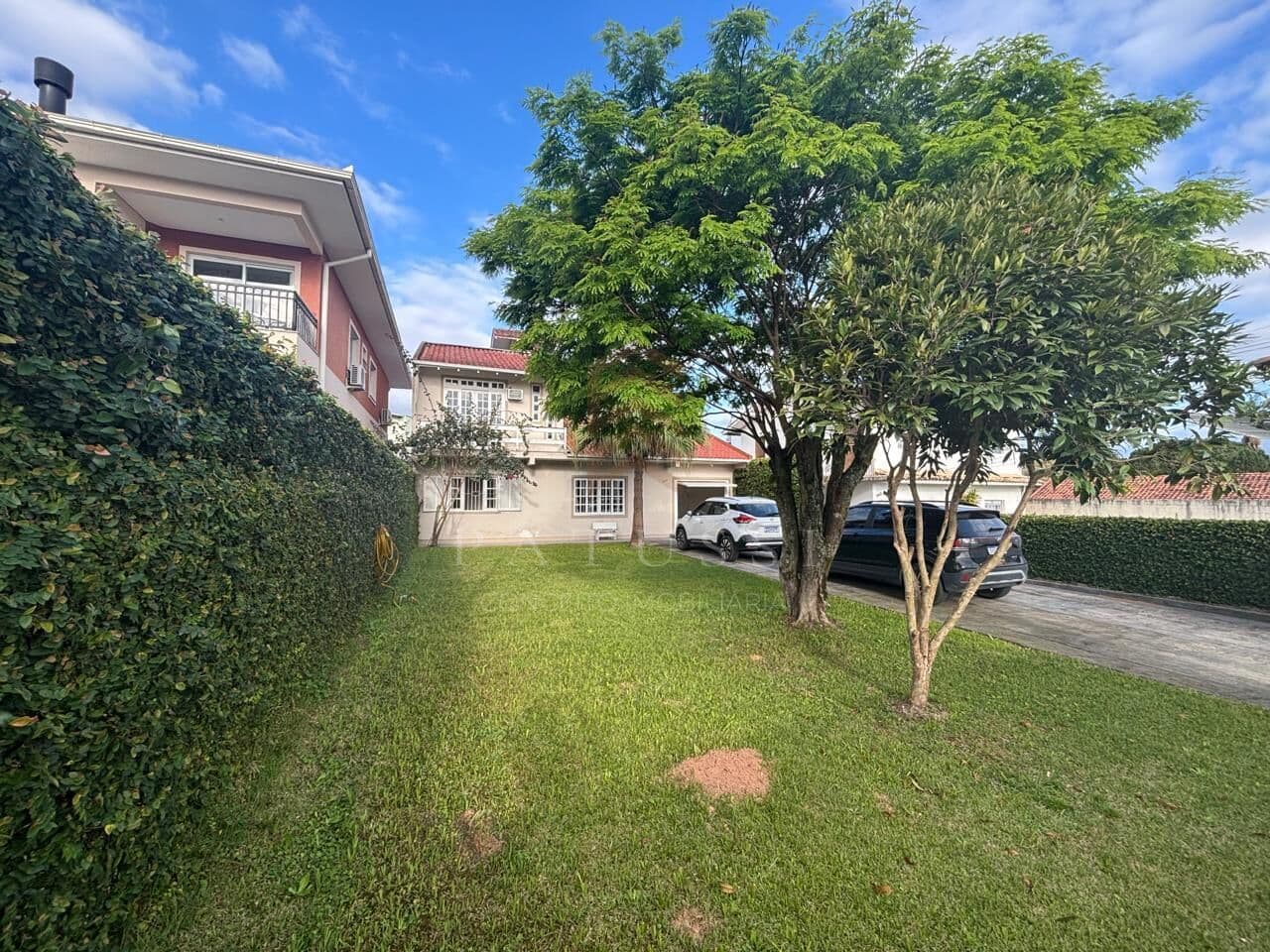 Casa dois andares e edícula no Passa Vinte, Palhoça/SC