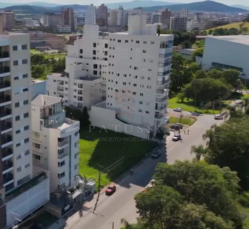 Apartamento 02 dormitórios, sendo uma suíte - Pedra Branca, Palhoça/SC