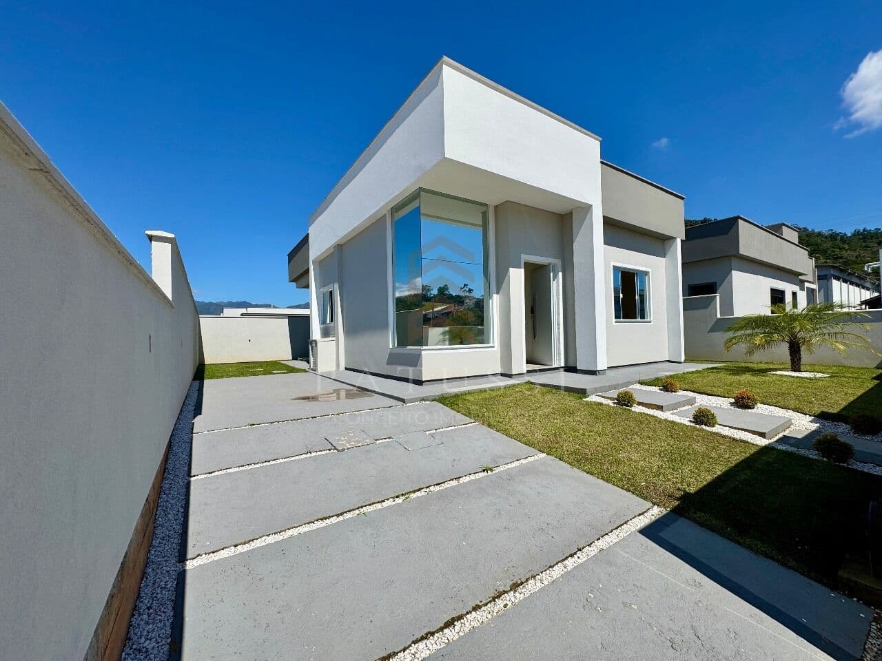 Casa à venda, 03 dormitórios, sendo uma suíte - Alto Aririú, Palhoça/SC