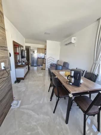 Apartamento semi-mobiliado na praia de Fora, em Palhoça-SC