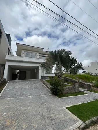 Casa Alto Padrão à venda, 4 dormitórios, 1 suíte master no bairro Pedra Branca, Palhoça/ SC
