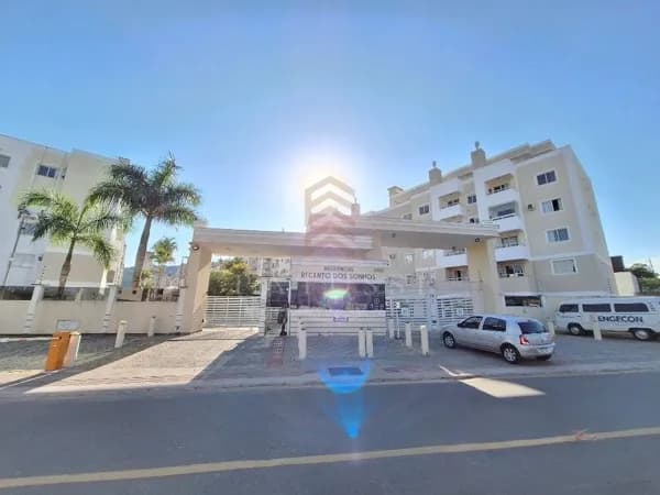 Apartamento 2 dormitòrios, semimobiliado em Passa Vinte, Palhoça/SC
