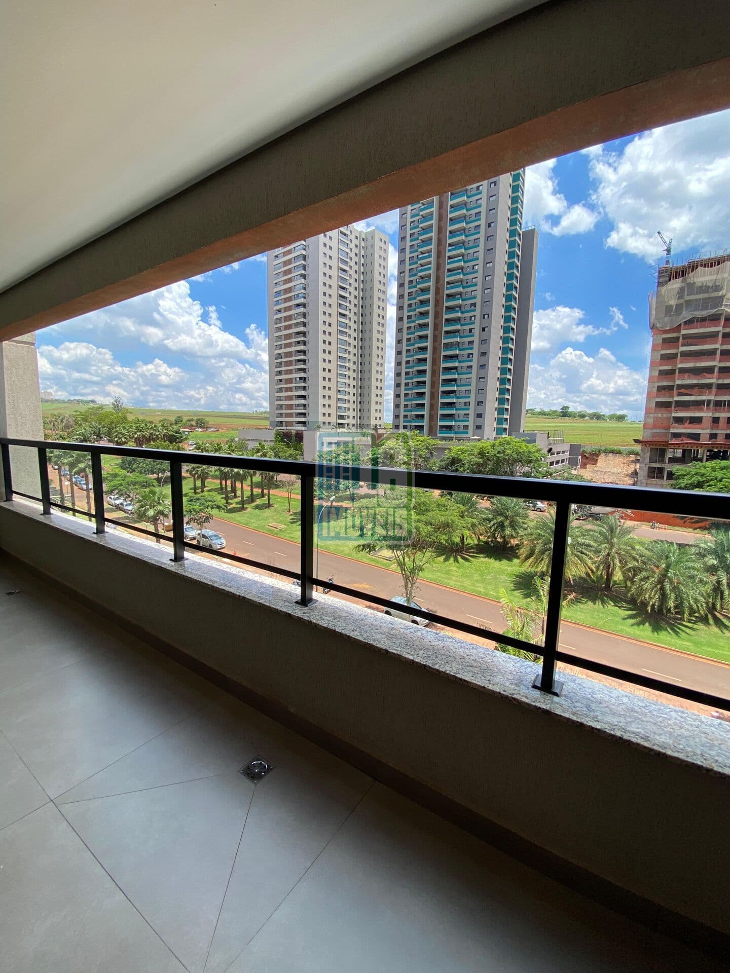 Apartamento no Residencial Stradivarius Olhos D´Água