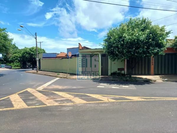 Casa de Esquina com Comércio!