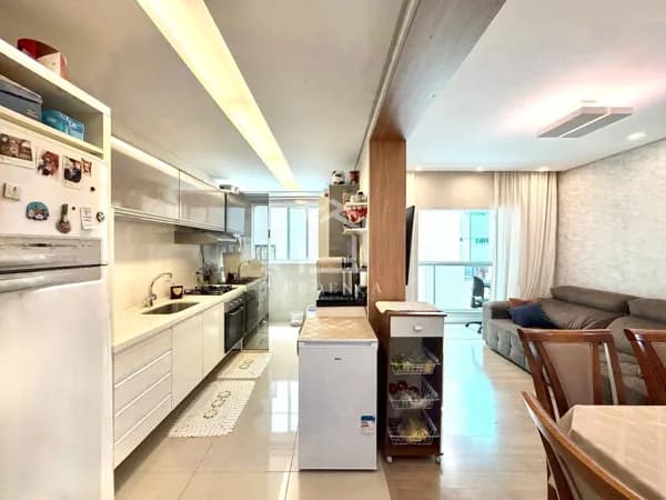 Apê lindamente mobiliado com 3 dorm. e 4 vagas à venda, 84m² por R$ 679.000 - Centro - SJP/PR