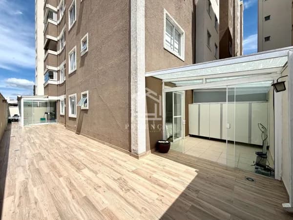 Apê com 3 dorm. e amplo garden à venda, 172m² por R$ 890.000 - Centro - SJP/PR