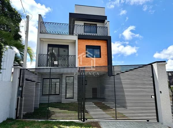 Triplex com 3 dorm. + Escritório à venda, 132m² por R$ 839.000 - Santa Cândida - Curitiba/PR