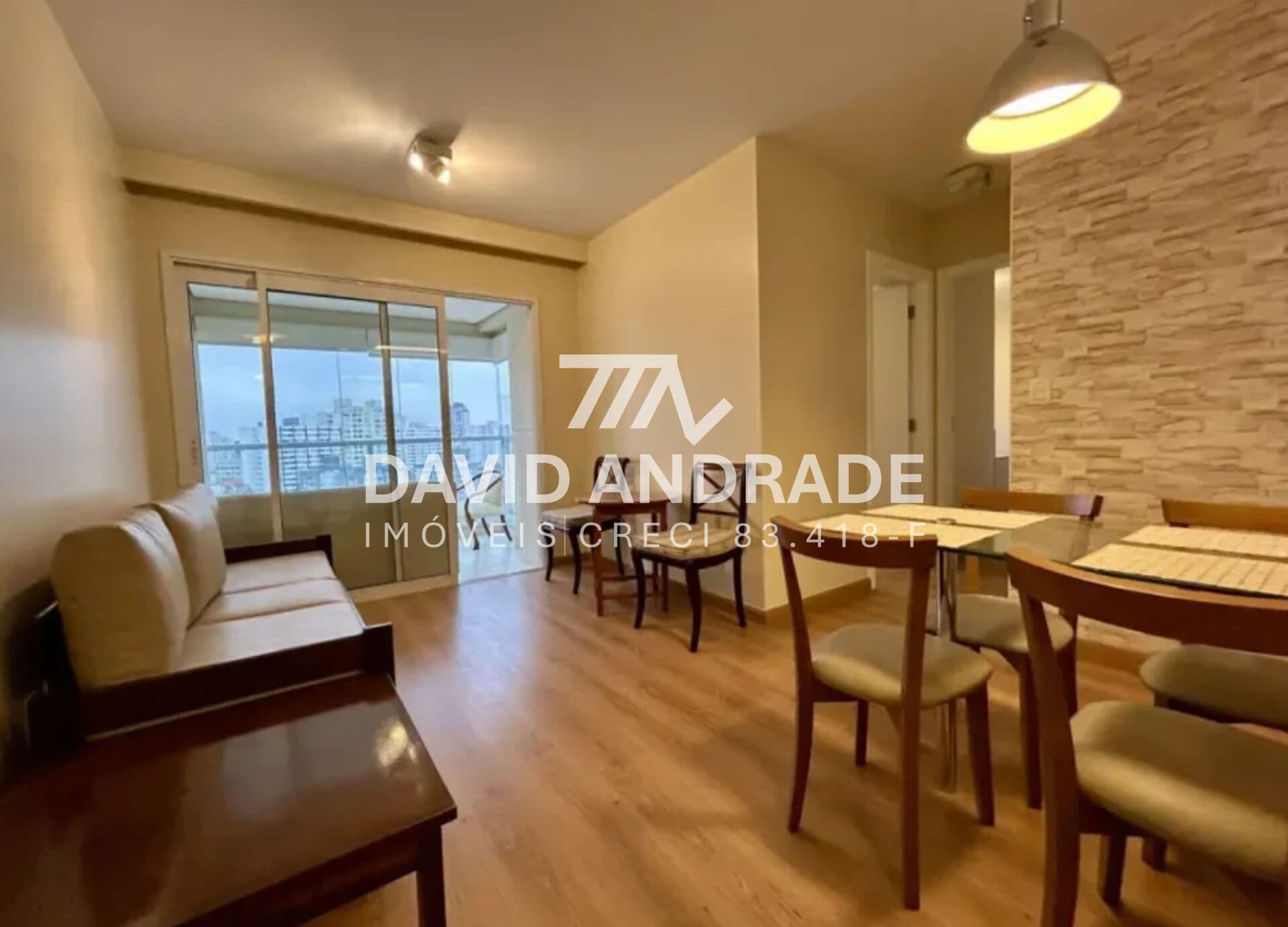 Belíssimo apartamento com 60m², 2 vagas, mobiliado, varanda, andar alto, com suíte, bem iluminado e áreas de lazer