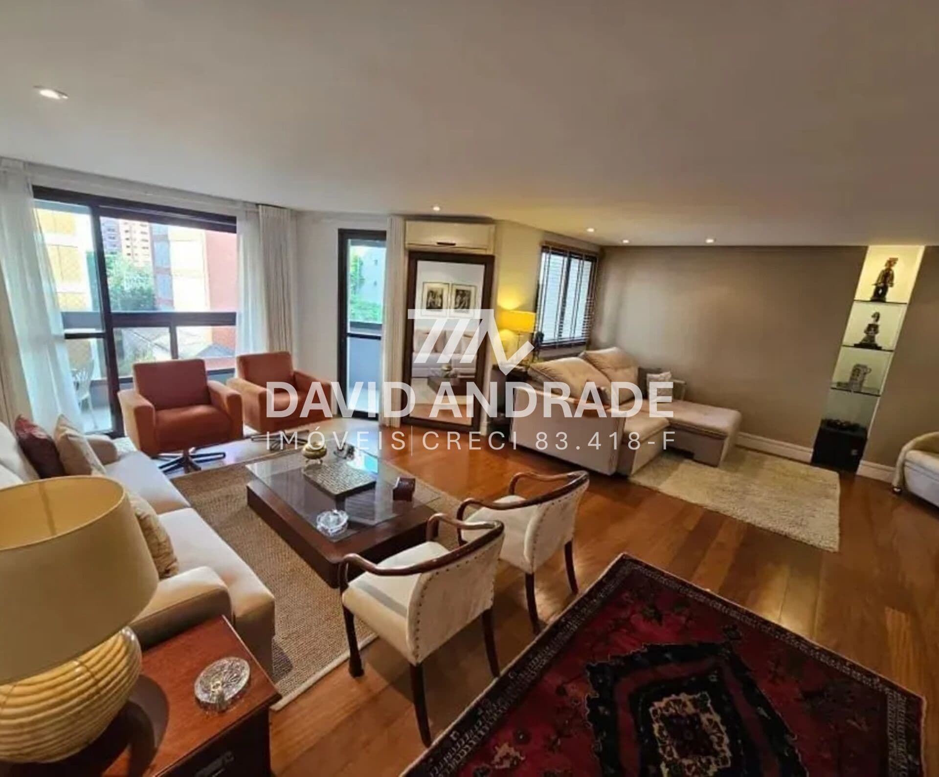 Belíssimo apartamento com 161m², 2 vagas, ampla varanda, amplo living e áreas de lazer