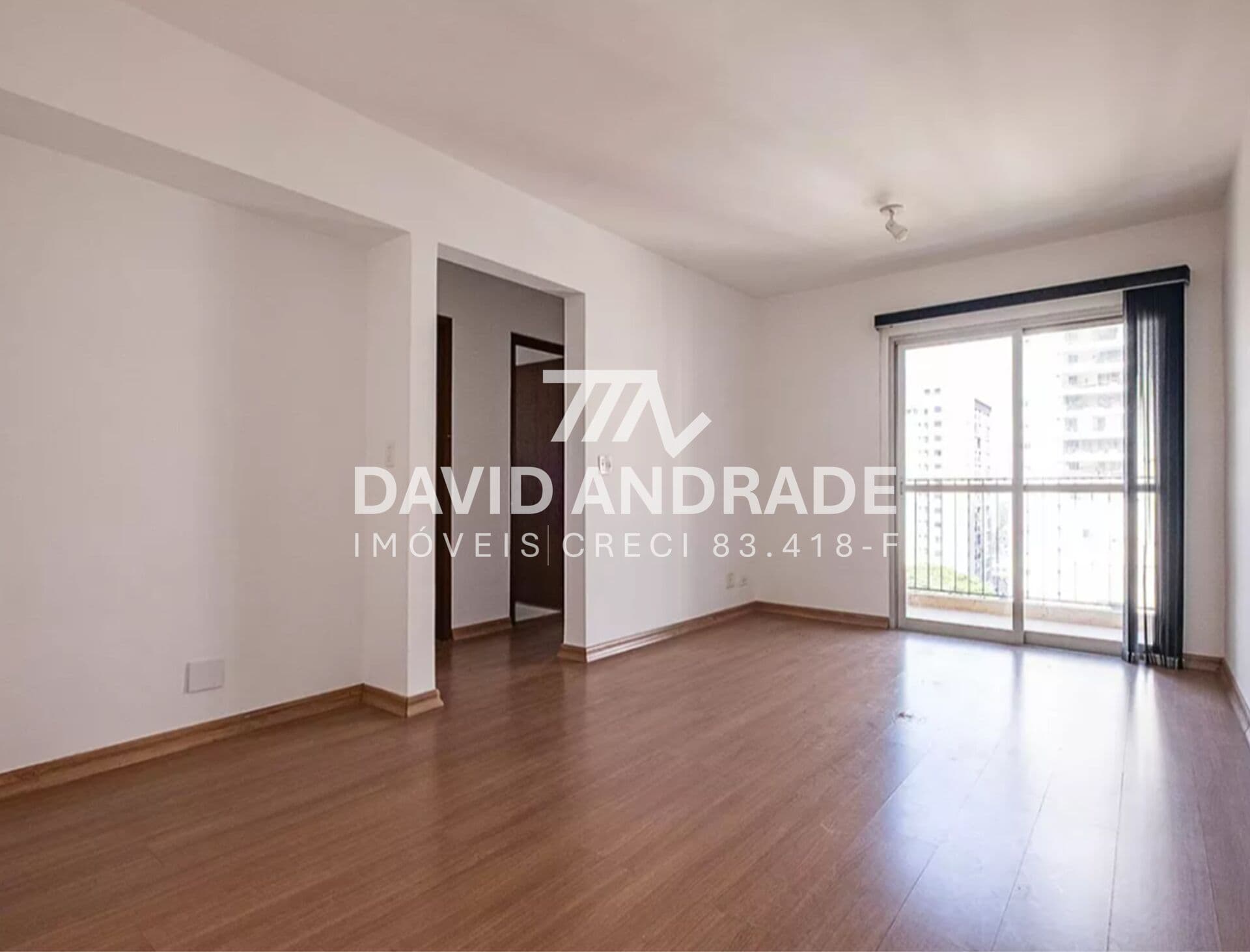 Belíssimo apartamento com 67m², próximo ao metrô, 2 vagas, varanda, amplo living, bem iluminado e áreas de lazer