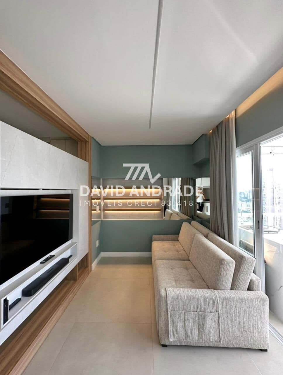 Belíssimo apartamento com 47m², 1 vaga, andar alto, ampla varanda, bem iluminado e áreas de lazer