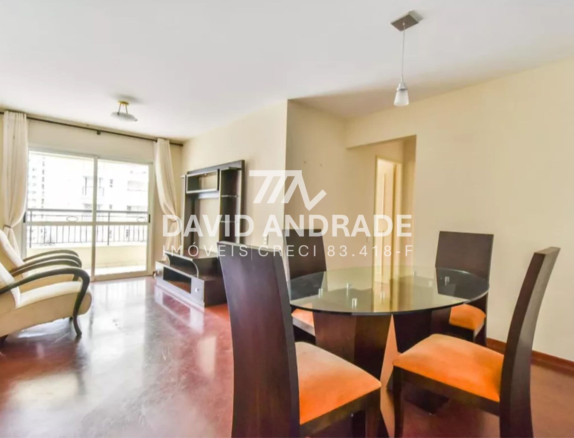 Belíssimo apartamento com 72m², 2 vagas, varanda, com suíte, bem iluminado e áreas de lazer