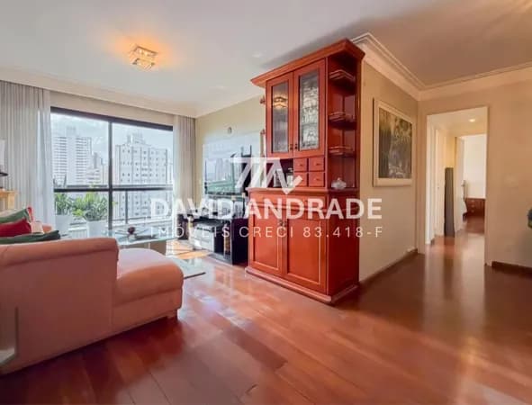 Belíssima casa com 128m², 2 vagas, amplo living, varanda, bem iluminado e áreas de lazer