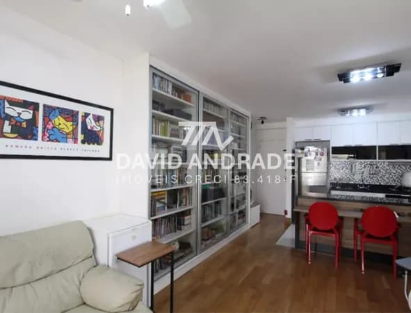 Belíssimo apartamento com 76m², 1 vaga, ar condicionado, ampla varanda, bem iluminado e áreas de lazer