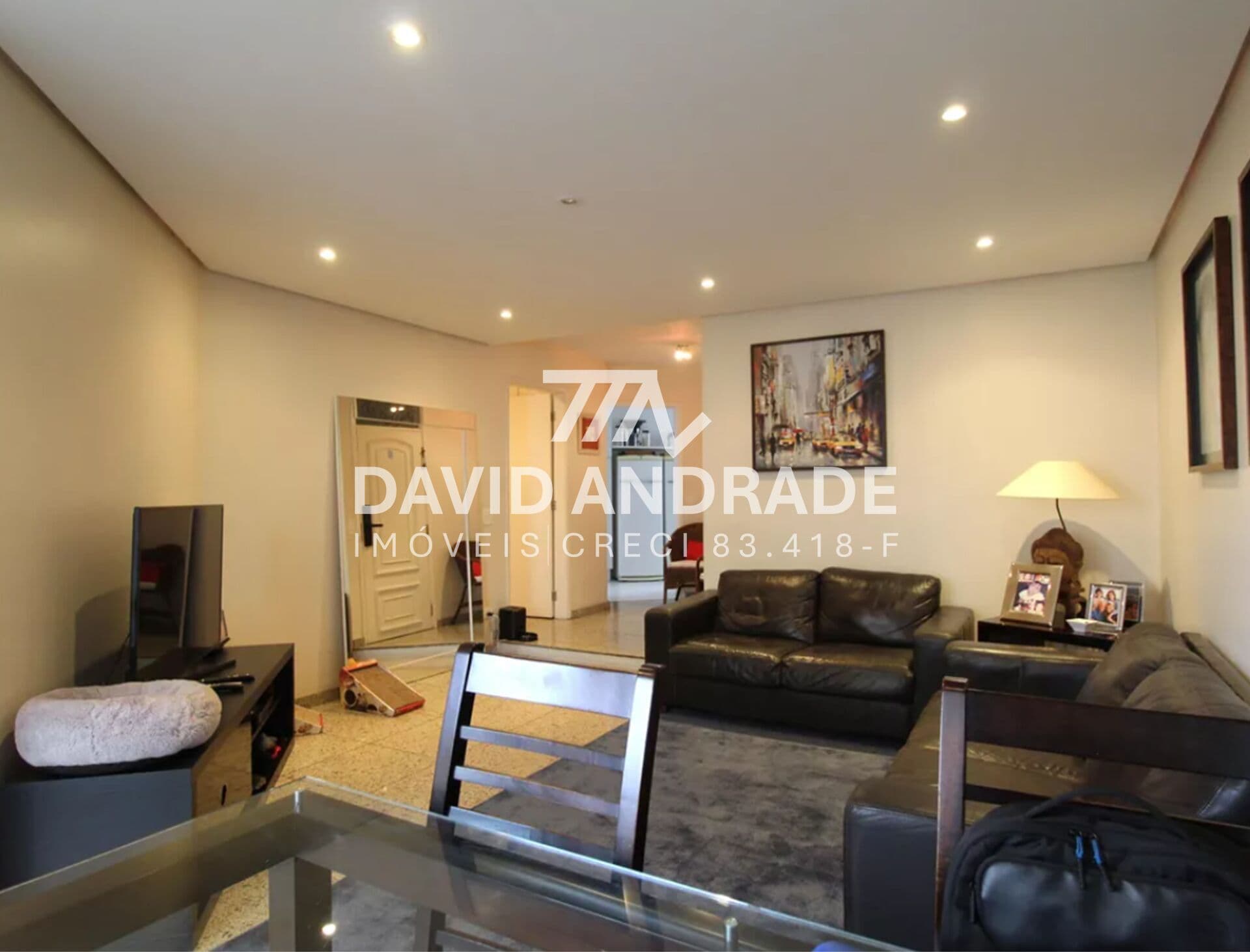 Belíssimo apartamento com 117m², 2 vagas, amplo living, varanda, bem iluminado e áreas de lazer