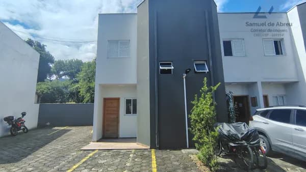Casa Sobrado em Rio do Ouro, Caraguatatuba/SP