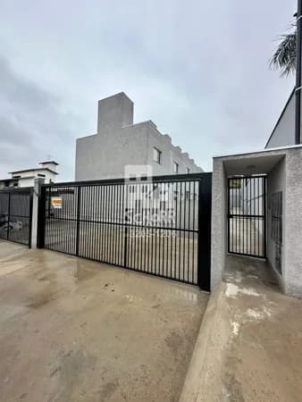 🏡 Sobrado com 2 quartos à Venda – Venha morar na Colina Verde! OPORTUNIDADE!
