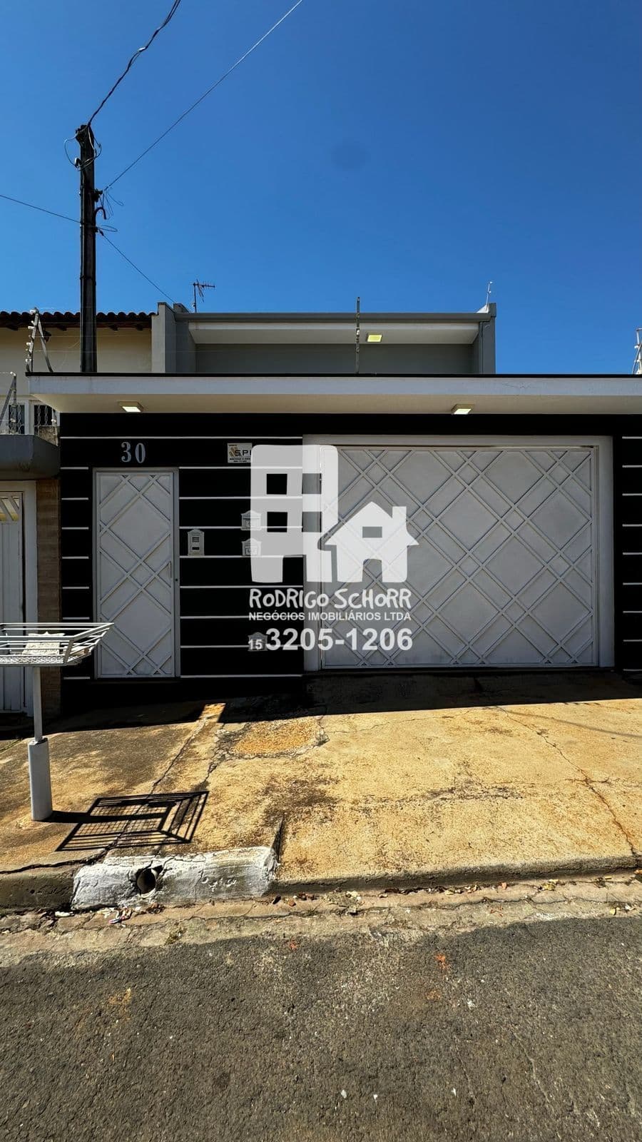 🏡 Linda Casa à Venda – Bairro Santa Emília