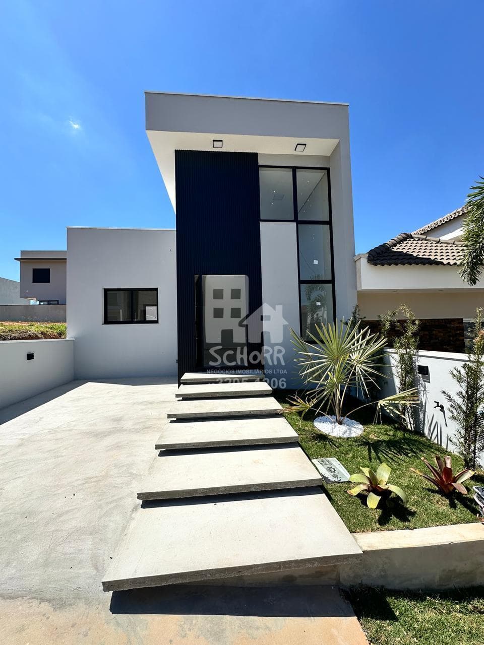 Belíssima Casa à venda Cond. Reserva dos Ypês 1 - 1 suíte e 1 demi suite