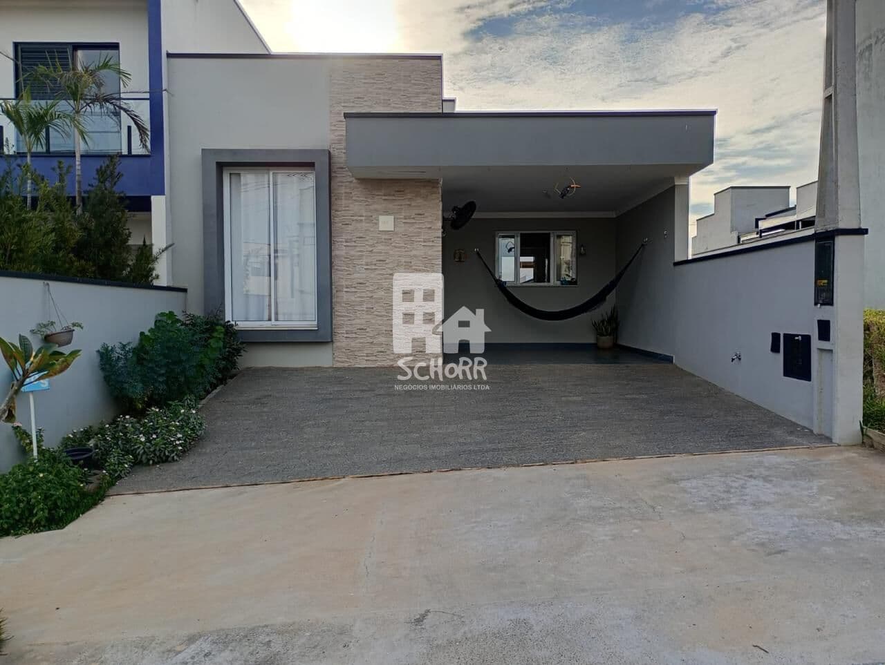 Casa Completa no Reserva dos Ypês 1 – 3 Dormitórios com Suíte e Lareira