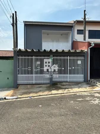 Sobrado com 3 suítes no bairro Santa Emília à Venda - Excelente Oportunidade de Compra