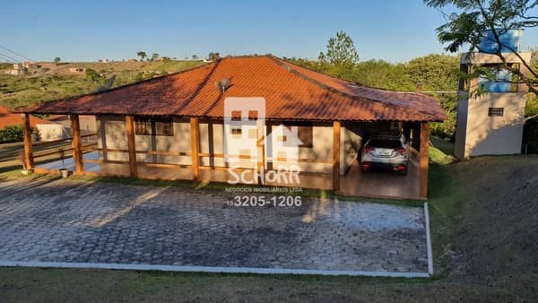 🏡 Chácara à venda – Condomínio Recanto da Castelo (KM 159 – sentido São Paulo)