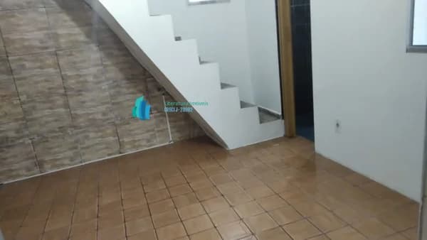 Casa Padrão para Aluguel em Alves Dias São Bernardo do Campo-SP