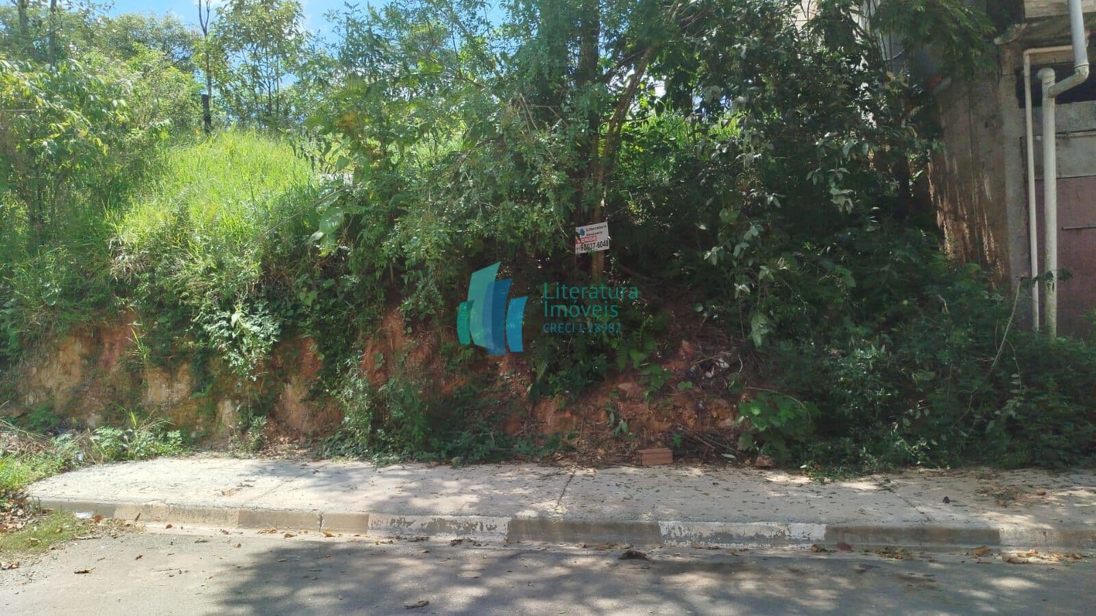 Lote/Terreno em Santana de Parnaíba - Cristal Park