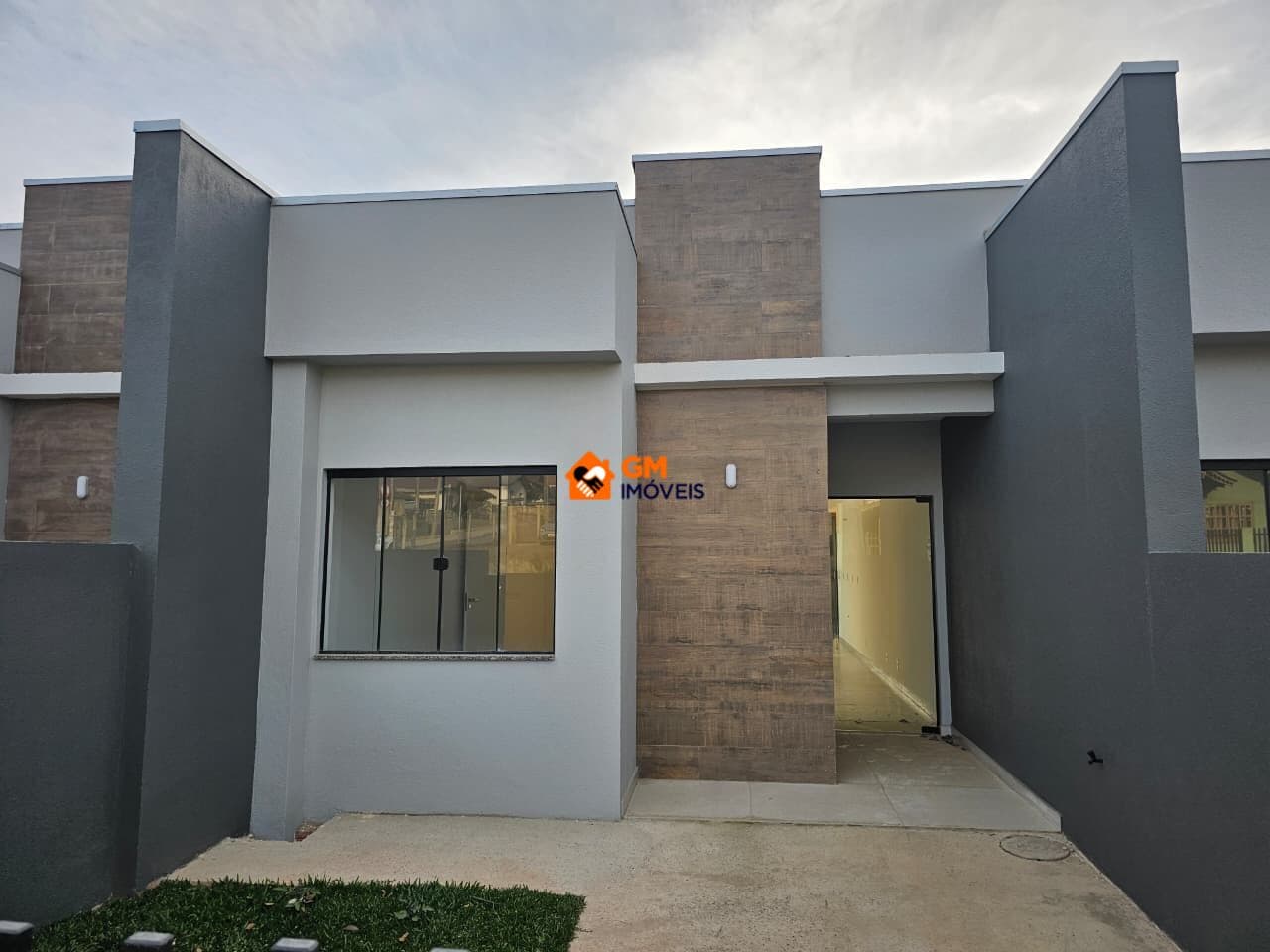 Linda Casa Geminada à Venda no Bairro Serra Alta – São Bento do Sul/SC