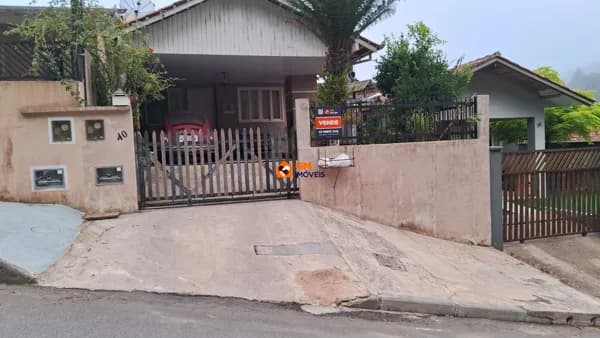 Ótima Casa no bairro Lençol - SBS