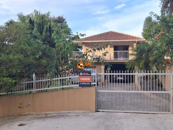 Linda Casa no Bairro Schramm - SBS