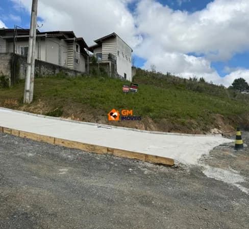 Ótimo Terreno à Venda no Bairro Jardim Hatschbach – Rio Negrinho/SC